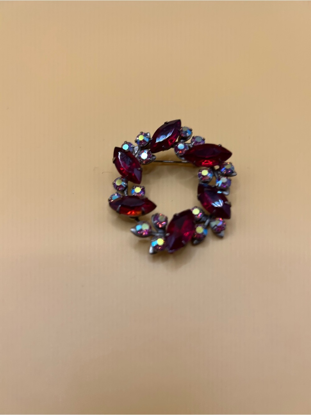 Red Crystal Wreath Brooch - Women Jewelry
